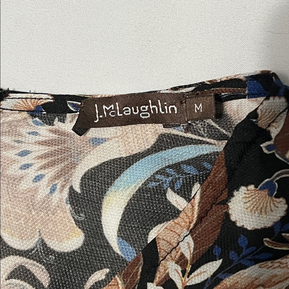 J. McLaughlin Floral Print Silk Blend Long Sleeve Blouse Buttons Down the Back - Picture 4 of 5